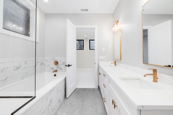 Cost of Bathroom Installation in Leander